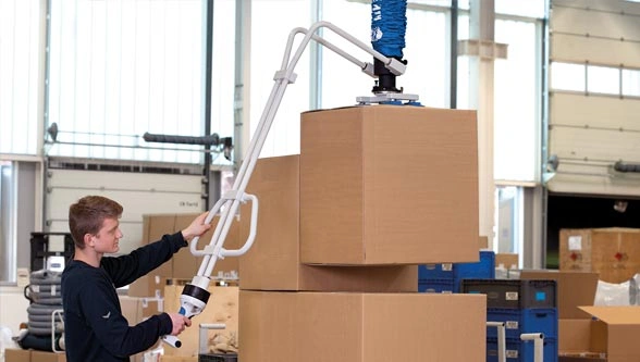 Aiming high with the new vacuum tube lifter Aiming high with the new vacuum tube lifter