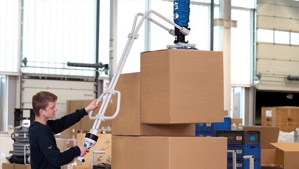 Aiming high with the new vacuum tube lifter Schmalz Jambo Flex High Stack