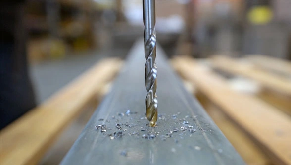 A drill, a legend – 20 years of A002, Dormer Pramet A drill, a legend – 20 years of A002, Dormer Pramet
